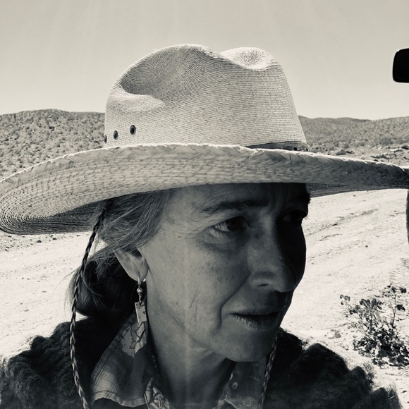 Meet your Posher, Sarah - Picture 15 of 15